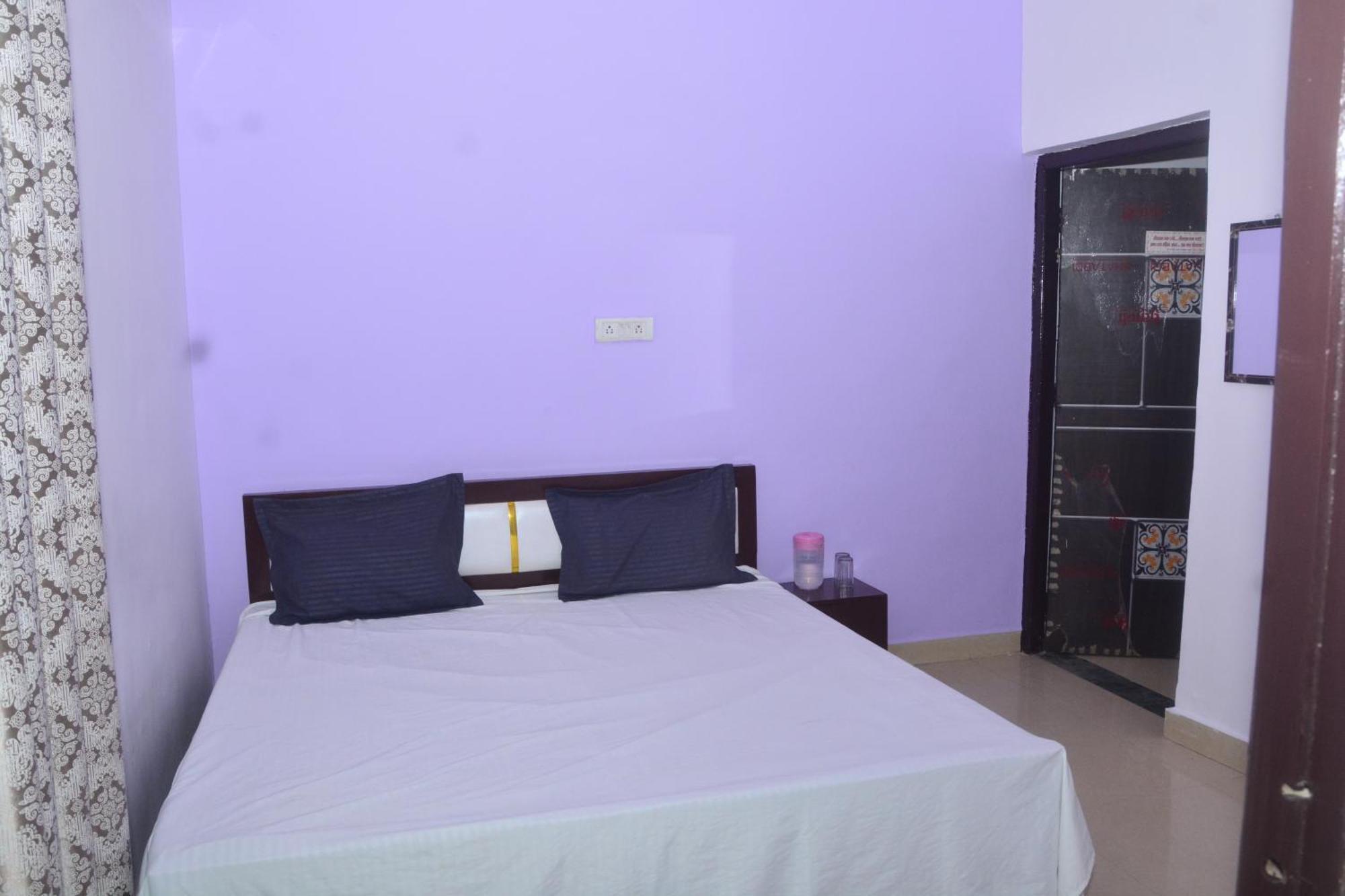Hotel Chandrasha Villa Ayodhya Dham Ram Mandir 600 Meter מראה חיצוני תמונה