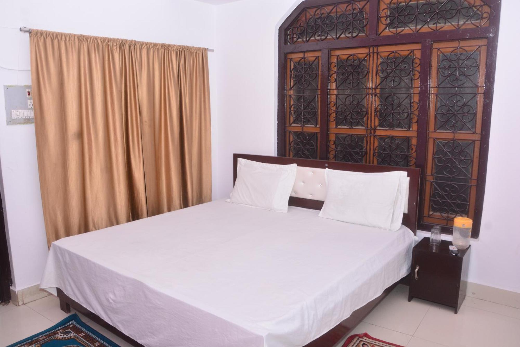 Hotel Chandrasha Villa Ayodhya Dham Ram Mandir 600 Meter מראה חיצוני תמונה